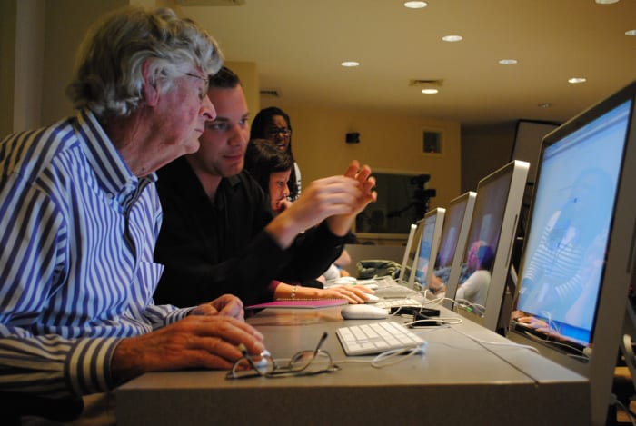 Teaching an elderly student how to use Skype - best taught individually in short classes to minimize distractions, answer the many questions and reassure the student.