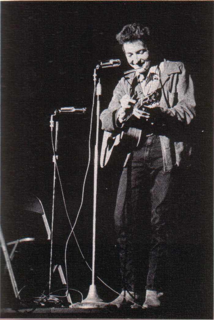 Bob Dylan performing at Saint Lawrence University in 1963, several years after he left the University of Minnesota,