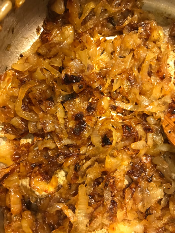 When you see multiple very dark brown bits, you're almost done. You want to get as dark as possible, but you also risk running from dark to burnt. So stir often, and scrape the bottom of the pan frequently.