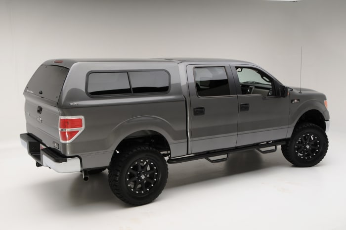 Notice on this new F150 how the taillight is different than on the '04 to 2008 trucks, and that little corner flares out. This is really the only difference with the new F150s.