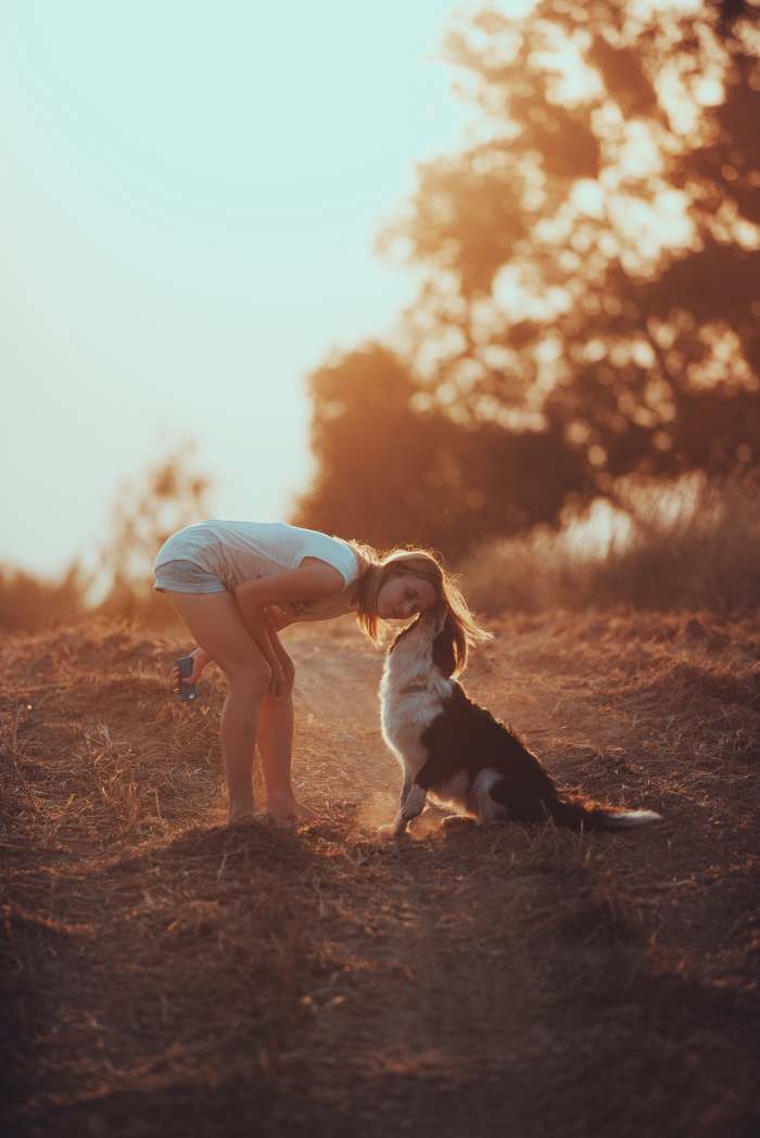Why should I walk my dog? For the sake of your mental health!