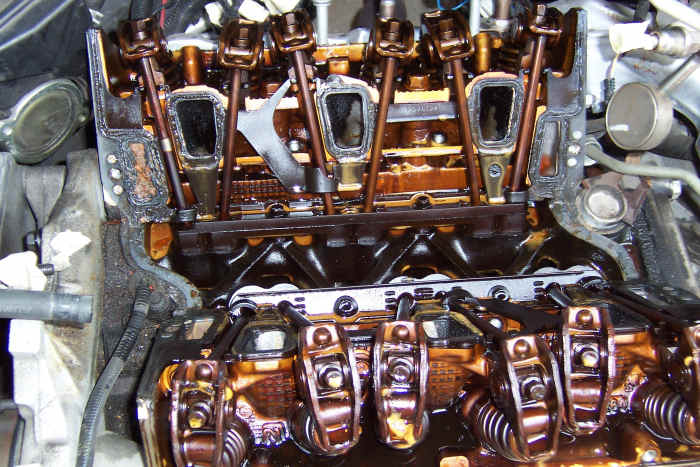 Chevy 3.1-Liter Engine: Leaking Intake Manifold Gasket and Warped Heads