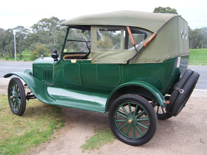 Australia produced it's own Model T and they also produced their own car bodies. This example looks quite different from it's American counterpart.