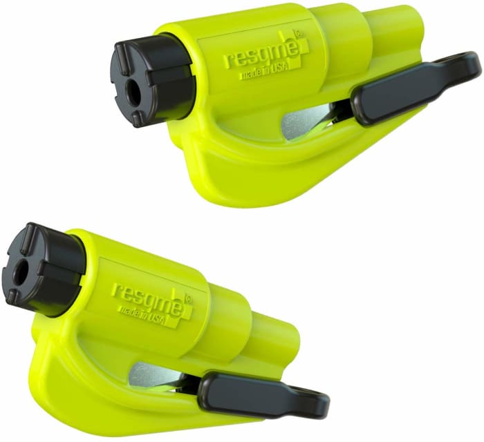 The resqme's big advantage is that you don't have to worry about finding it in an emergency, as the hammer is combined with a keychain, making it always within reach if an accident occurs.