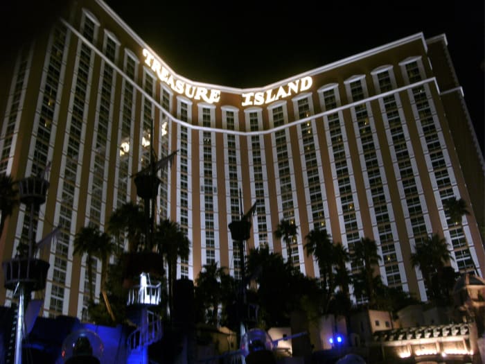 Las Vegas, the city that never closes down. The two days spent here made a welcome break from steady driving.