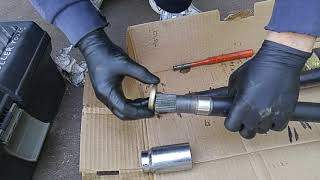 Infiniti I30 / Nissan Maxima Passenger Side Split CV Axle. Output shaft seal dust cover installation