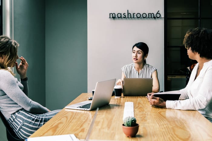 Sometimes other staff members don't understand what it feels like to lose a pet. Being supportive of your co-worker in front of others can help her feel less isolated and misunderstood.