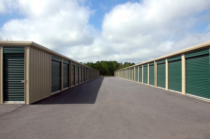 Since your profitability is determined by how much space your inventory takes up, paying out for a storage space can increase your income dramatically.