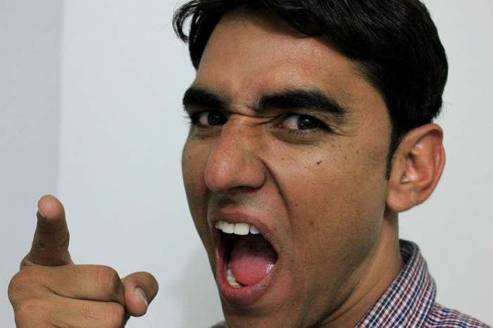 Keep your body language and facial expressions under control: pointing, yelling, eye-rolling, and other types of negative body language are not helpful when you are trying to talk to your boss.