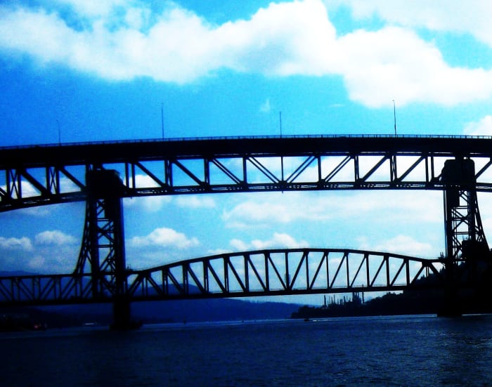 Build bridges as you travel along your career path. Don't burn them! Learn how to make a difficult career decision work for you, not against you!