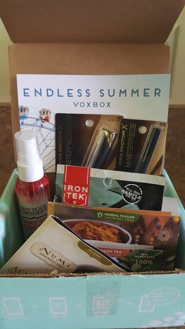 My very first voxbox from Influenster - The Endless Summer Voxbox. These complimentary products were sent to me for testing purposes.