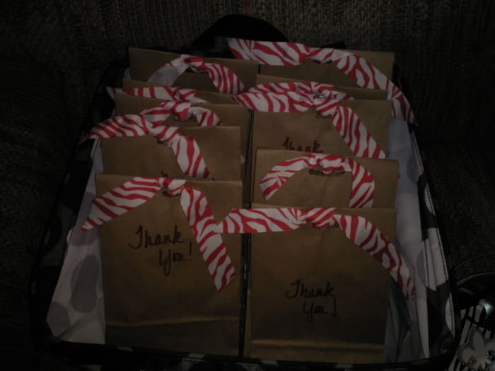 Thank you gifts of a sample of the product gives the guests a temptation to take home! Everyone has something this way and it is one last opportunity to make that networking connection for vendors!