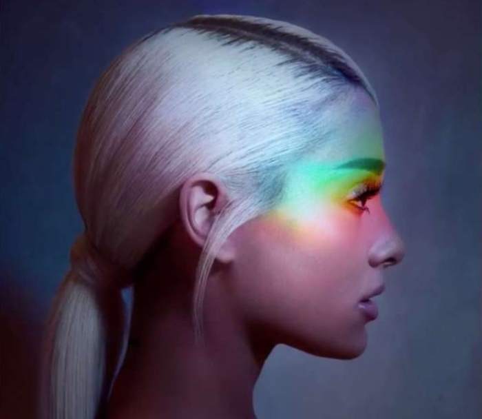 Top 10 Best Young Female Singers Who Owned 2018 - HubPages