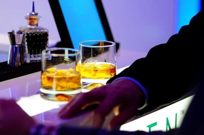 Over-priced beverages in crowded bars that smell like cigarettes: one of the privileges of the single life.