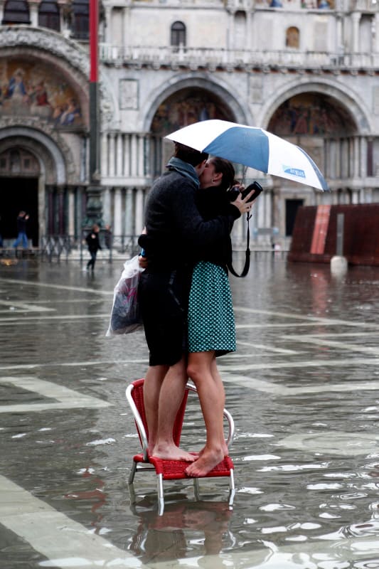 seven-happy-songs-that-are-perfect-for-a-rainy-day