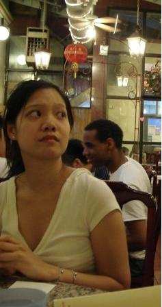 Notice that I am not laughing, in addition to looking around. The optimum combination of nonchalance.