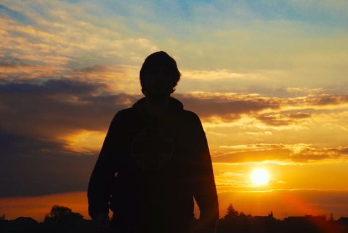 Only a true lover knows the real meaning of I Miss You and the feeling of living far away from a loved one.