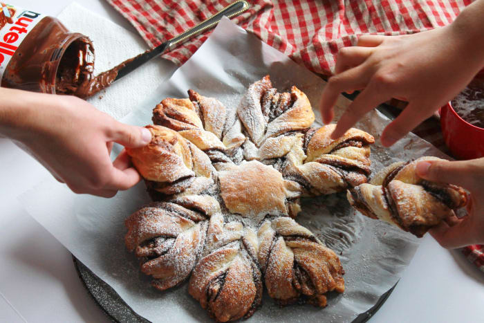 Nutella spread in layers of fluffy dough, what's not to like about it?