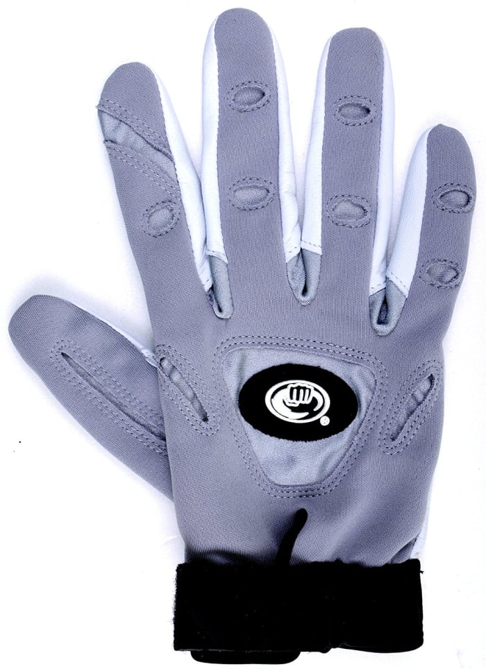 A bionic glove for tennis. Perspiration is absorbed and evaporated via the mini-towels inside the glove and the special cooling material on the back of the hand.