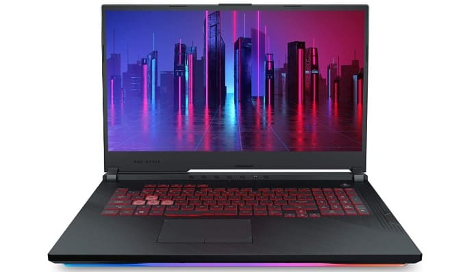 college-student-gaming-...laptops