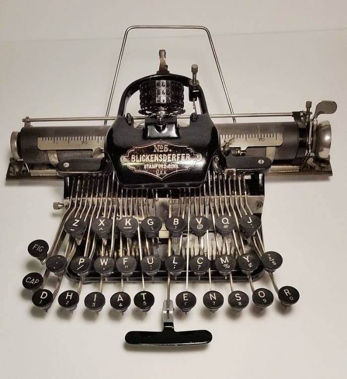 The Blickensdorfer typewriter of 1902 vintage was initially very popular because it was simpler and cheaper than competing machines.