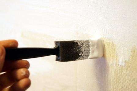 Though not the most environmentally friendly of choices, a foam brush works well to gesso a surface because you don't have to wash it; you can throw it away when finished. If you leave any gesso on a paintbrush, it will ruin it.