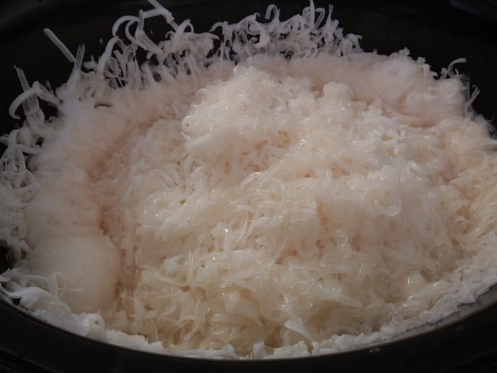 This process can take some time, a lot of which depends on your crock pots wattage. Once the base looks like this, stir for the first time.