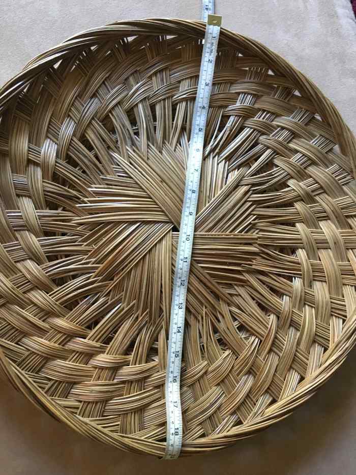 I used a large wicker tray as the template for the large circles that would become Toodles' front and back