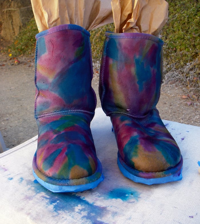 Use the first boot as a model so that your second boot comes out looking similar in pattern.
