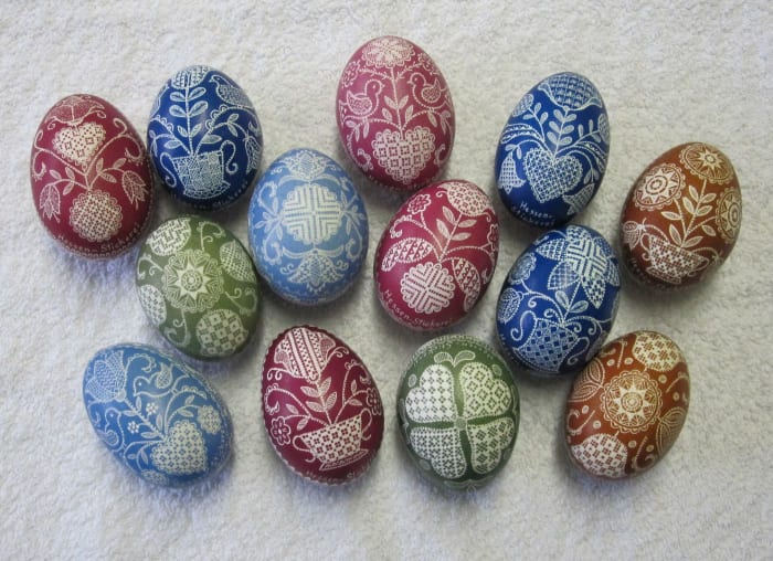 The wax method can be used for almost everything. Here's a typical German Easter decoration—first waxed, then colored (usually empty) eggs.