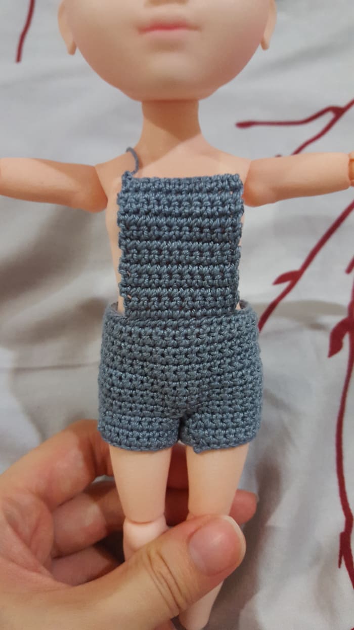 How to Make Doll Overalls (Free Crochet Pattern)