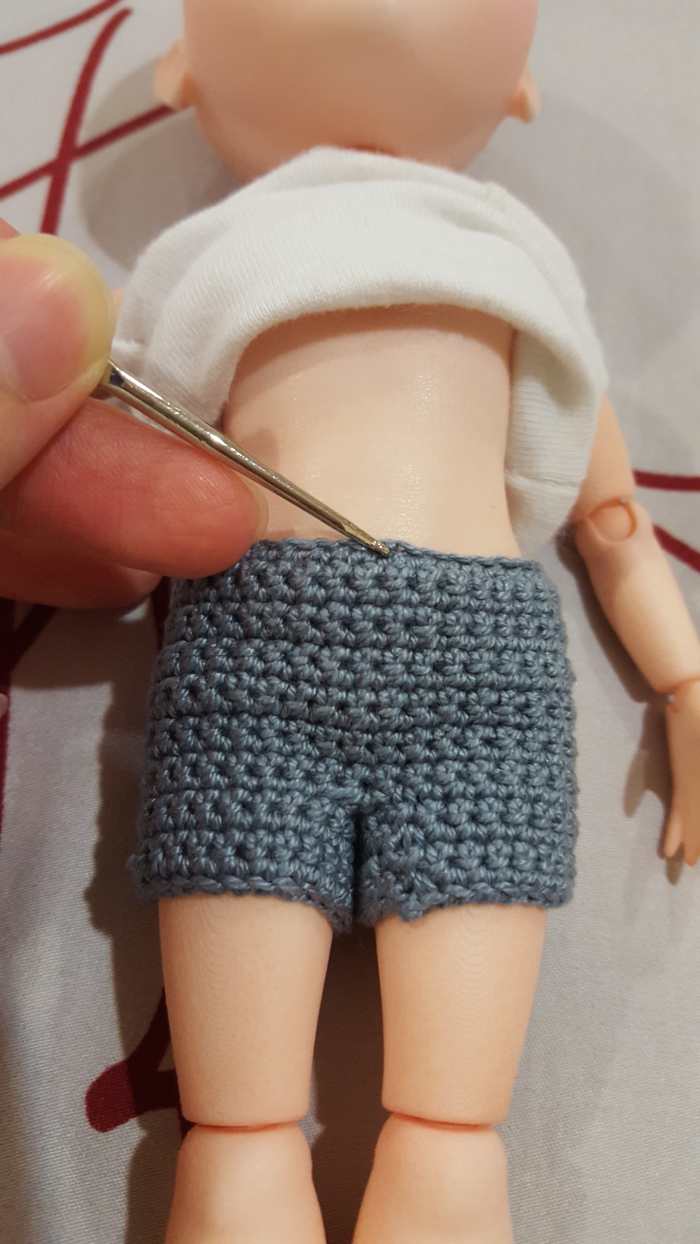 How to Make Doll Overalls (Free Crochet Pattern)