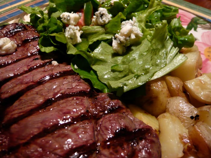 They say that the way to a man's heart is through his stomach. Planning a Valentine's Dinner he'll love should be the centerpiece of your plans.
