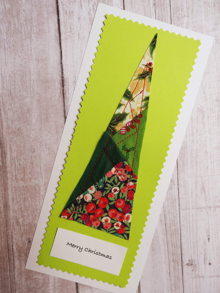 This will definitely be my Christmas card this year. It's simple to make using this tutorial.