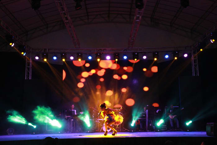 "The Current Stage setup for major getai events C:2014" - Singapore - Wikipedia