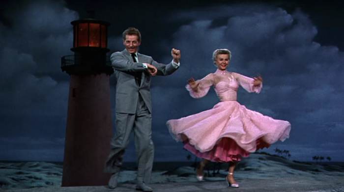It's amazing to see actors in a film sing and dance as well as you do here, reminding of the true talents from Hollywood's golden era.