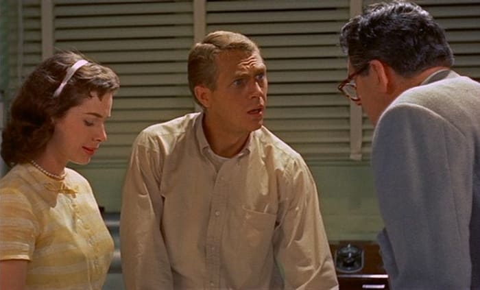 Jane (Aneta Corsaut) and Steve (Steve McQueen) with Dr. Hallen (Stephen Chase)