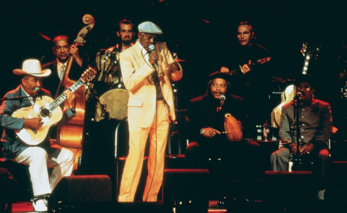 The film intersperses concert footage with interviews with many of the performers including Ibrahim Ferrer (centre).