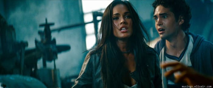 Fox (centre) and Rodriguez (right) are the two most useless companions in cinema history although Fox's beauty shines through thanks to some leering camerawork.