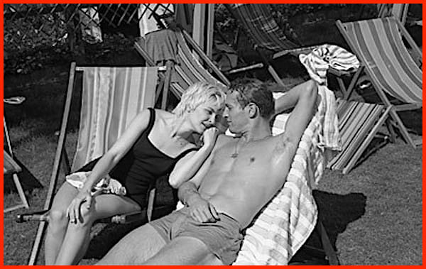 Paul Newman was still married when he first met actress Joanne Woodward in 1953 during a Broadway play. By 1958, after a long affair, they were a married couple.