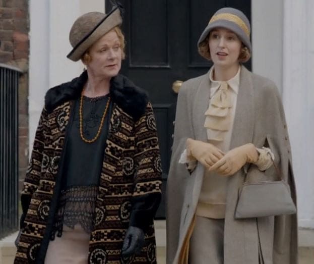 'Downton Abbey': Lady Edith's Most Memorable Costumes - ReelRundown