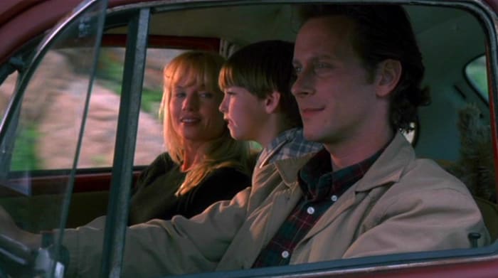 The perfect American family: Quick to assume the worst Wife, annoying little overacting brat with a fish mouth, and a recovering physically abusive drunkard! Picture perfect.