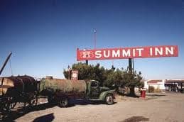 On the historic Route 66 travelers could get out and kiss the earth after reaching the summit of the pass safely. When you got to go, you could kiss the earth that you reached the Summit Inn in time.