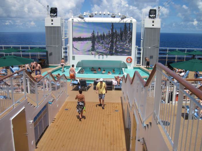 Spice2 O, a free Adults only swimming/sunbathing area on the back of the Epic. The screen had beautiful scenery shown all day long.