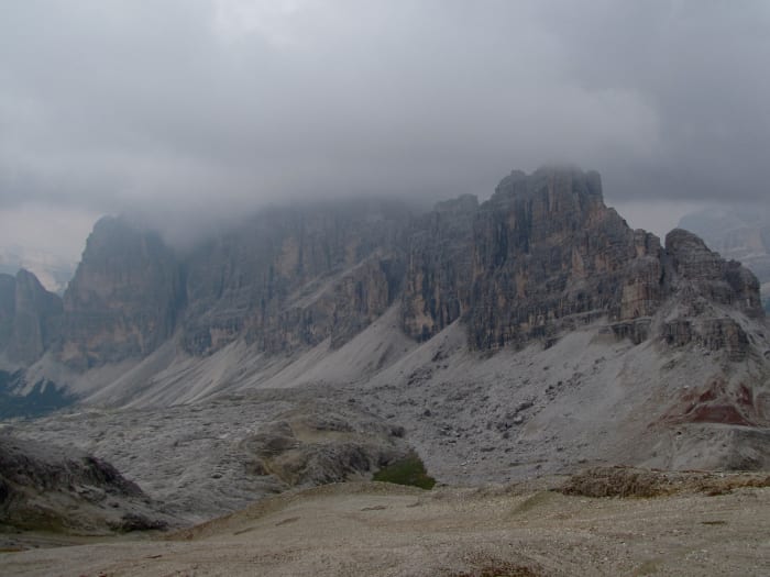 a-day-trip-through-the-dolomites-from-venice-italy-wanderwisdom-travel