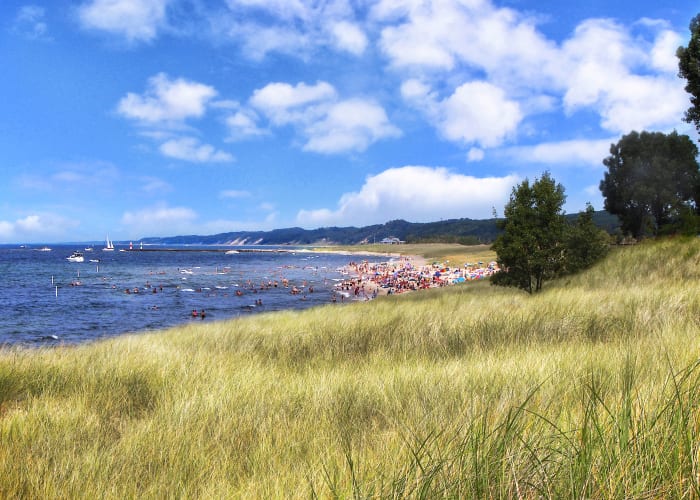 View of main beach area from the south end of Oval Beach; there's much more sandy beach area running along the bottom of this bluff