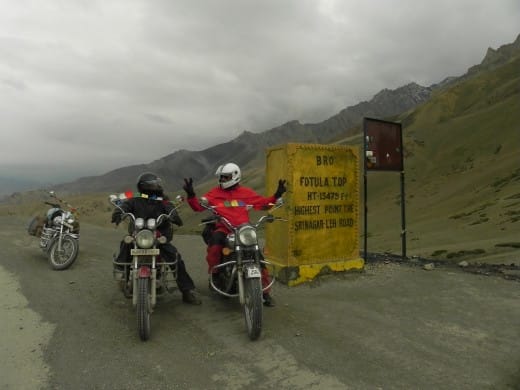 Fotu La (13,478 feet) is the highest mountain pass which one has to cross on the Leh-Srinagar Highway.