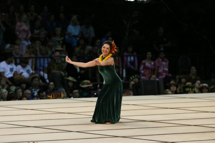 3RD PLACE MISS ALOHA HULA 2019 Kaʻimilani Marie Corpuz Hālau Kekuaokalāʻauʻalaʻiliahi Nā Kumu: Haunani & ʻIliahi Paredes