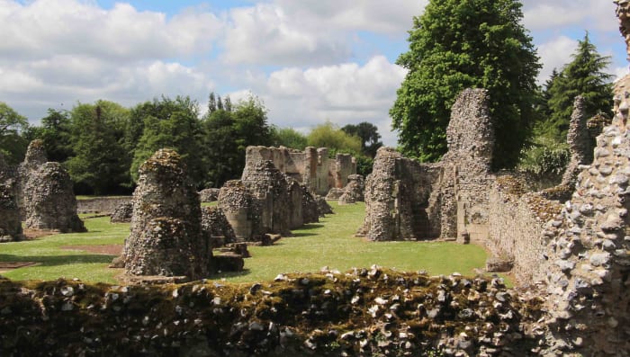 Thetford Priory - many will just see a pile of rubble. But any who look more closely will see history, and long-ago craftsmen at work