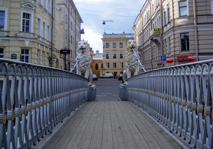 This charming pedestrian bridge (built in 1826) and the area surrounding it didn't change much since Dostoevsky's times. It is approximately halfway between Sonya Marmeladova's house and the old woman pawnbroker's house.